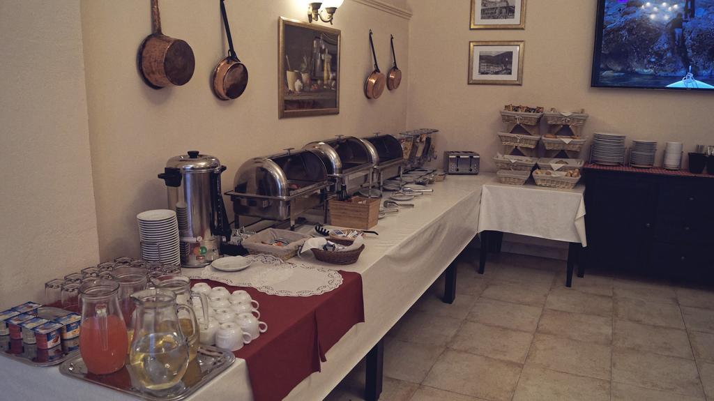 Hotel St.Michael Κάρλοβι Βάρι Εξωτερικό φωτογραφία